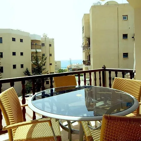 Apartment Rita Court Agios Tychonas